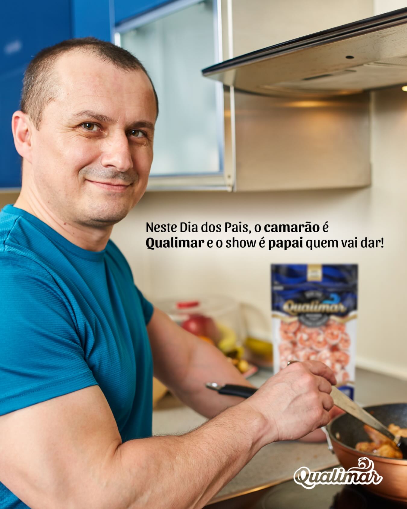 Papai, que tal assumir a cozinha neste domingo e surpreender a família com um prato cheio de sabor e praticidade?
Com o Camarão Qualimar, você garante um almoço especial sem complicações — rápido de preparar e impossível de resistir! 😋🔥
Mostre que, além de herói, você também manda bem na cozinha.
Neste Dia dos Pais, o melhor presente é reunir a família ao redor da mesa com muito sabor e qualidade: com Qualimar.
Não esqueça de acessar o nosso site (link da BIO) para descobrir práticas e deliciosas receitas com o Camarão Qualimar. O camarão do Dia dos Pais. O Camarão do Brasil.
#DiaDosPais #DiaDosPaisQualimar #PapaiNaCozinha #ShowDeSabor #CamarãoQualimar #SaborEPraticidade #camaraodobrasil #camarãodobrasil